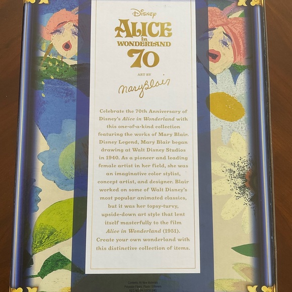 D23 exclusive Queen of Hearts Alice in Wonderland Mary Blair 70th - Picture 4 of 8